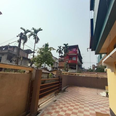 Dubori Homestay Гувахати Экстерьер фото